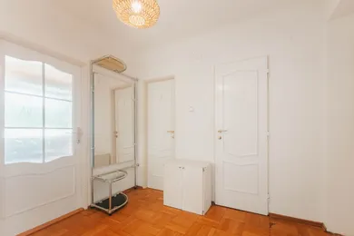 Na predaj 3-izbový byt, 68 m², Žilina, Oravská