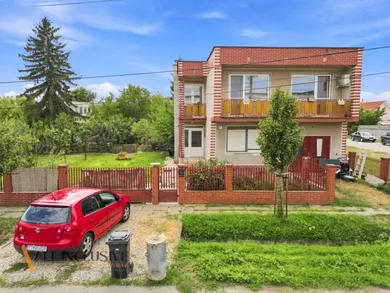 Na predaj 4-izbový dom, 160 m², Zemné