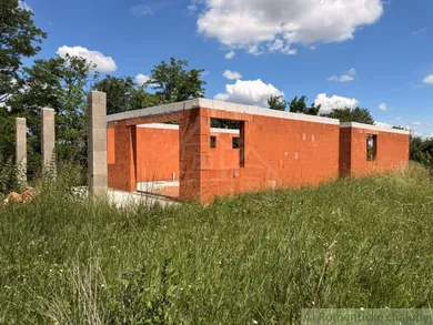 Na predaj dom, 150 m², Pribeta