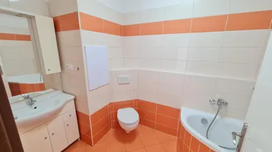 Na prenájom 1-izbový byt, 37 m², Žilina, Tulská
