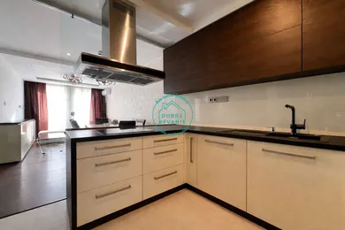 Byty na predaj 3-izbový, Nové Zámky · €158 000