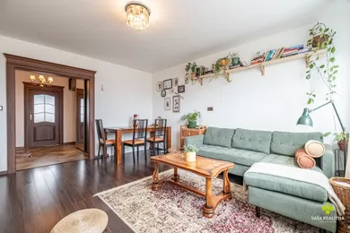 Mieszkania na sprzedaż, 3-pokojowe, Prievidza · €129 900