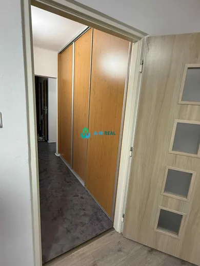 Na prenájom 4-izbový byt, 80 m², Dunajská Streda
