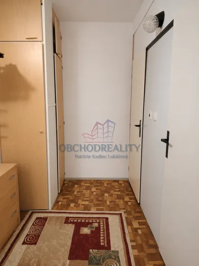 Na predaj 1-izbový byt, 37 m², Veľké Kapušany, Centrum II.