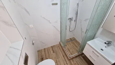 Na prenájom 1-izbový byt, 35 m², Nové Zámky, Andovská