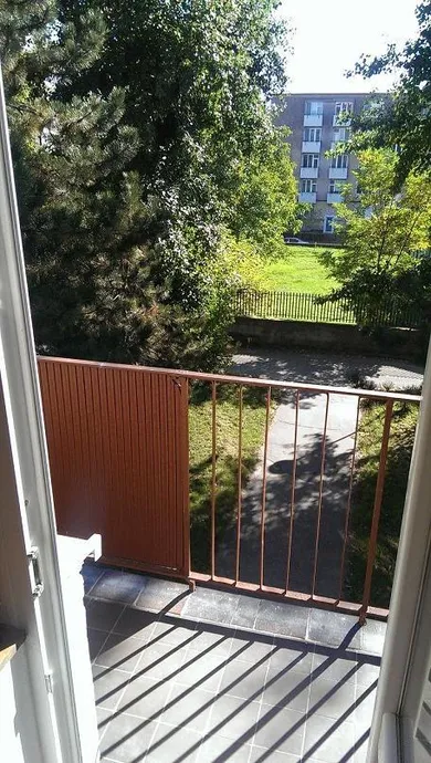 Na prenájom 1-izbový byt, 27 m², Bratislava-Rača, Pekná cesta