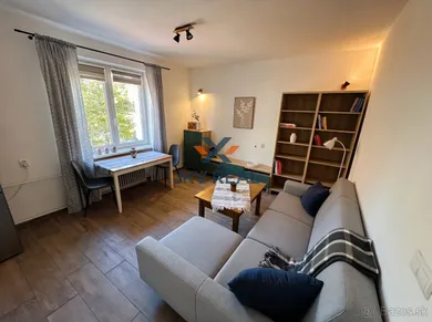 Apartments for rent, 3-room in Prešov · €750
