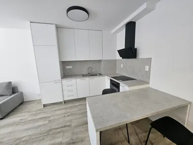 Na prenájom 2-izbový byt, 46 m², Košice-Juh, Jantárová