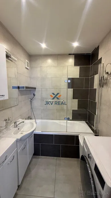 Na prenájom 3-izbový byt, 73 m², Prešov