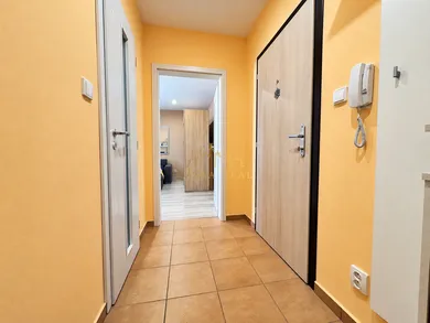 Na predaj 1-izbový byt, 38 m², Košice-Sídlisko Ťahanovce, Viedenská