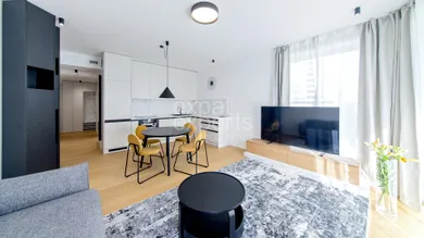 Byty na prenájom 2-izbový, Bratislava-Petržalka · €900