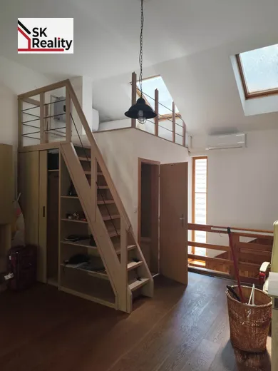 Na predaj objekt, 160 m², Komárno, Nádvorie Európy