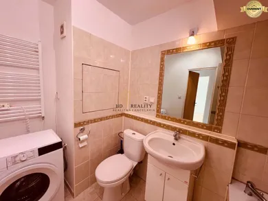 Na prenájom 2-izbový byt, 54 m², Banská Štiavnica