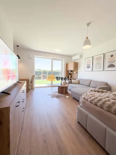 Byty na predaj 1-izbový, Dvorníky · €102 200