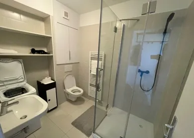 Na prenájom 2-izbový byt, 44 m², Bratislava-Karlova Ves, Staré Grunty