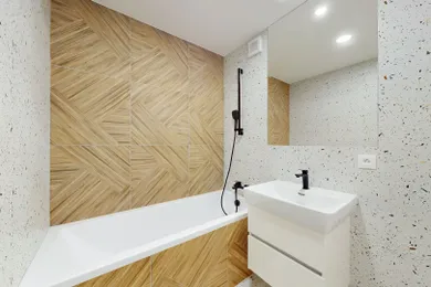 Na predaj 4-izbový byt, 70 m², Bratislava-Petržalka