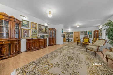 Na predaj 3-izbový byt, 164 m², Banská Štiavnica, Jána Bottu