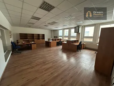 Komerčné priestory na prenájom, Žilina · €877