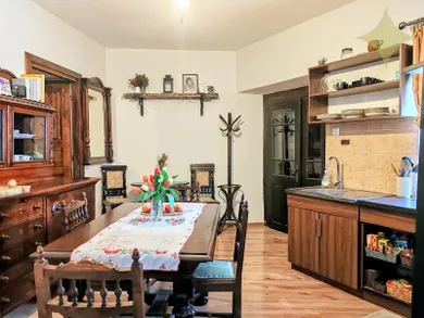 Domy na predaj 3-izbový, Banská Štiavnica · €285 000