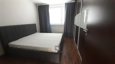 Na prenájom 3-izbový byt, 65 m², Bratislava-Vrakuňa, Toryská
