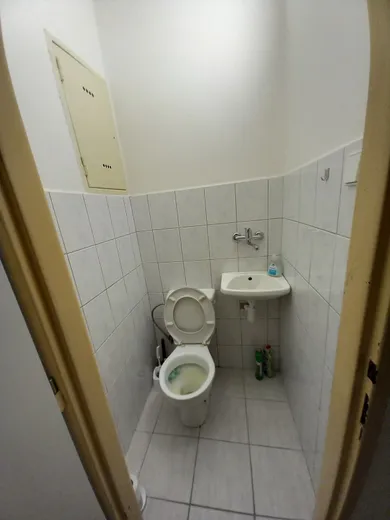 Na prenájom 4-izbový byt, 80 m², Bratislava-Vajnory, Tomanova
