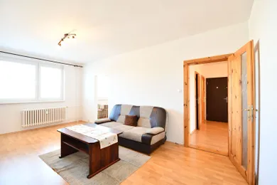 Na prenájom 3-izbový byt, 78 m², Poprad, Dostojevského