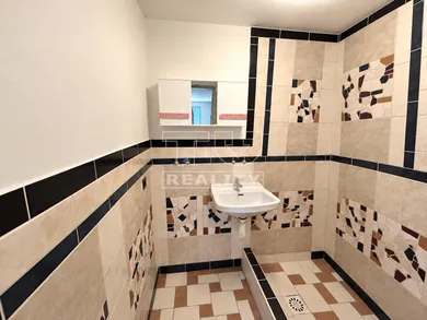 Na predaj rekreačný dom, 402 m², Hranovnica
