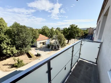 Na prenájom 3-izbový byt, 66 m², Košice-Staré Mesto, Letná