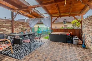 Na predaj 5-izbový dom, 180 m², Dunajská Streda