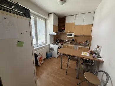 Na predaj 3-izbový byt, 66 m², Brezno, Malinovského