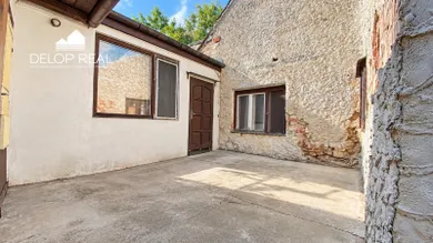 Na predaj dom, 145 m², Bratislava-Devínska Nová Ves, Vápencová