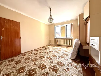 Na predaj dom, 250 m², Zvolen