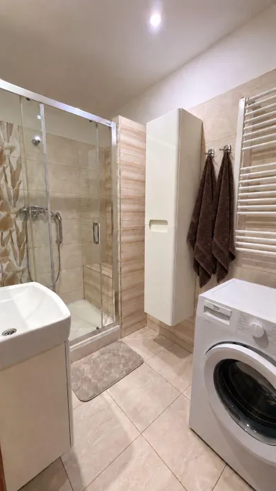 Na predaj 2-izbový byt, 70 m², Holíč, Pri kaštieli