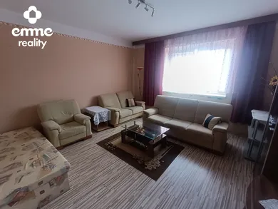 Na predaj dom, 185 m², Topoľníky, Agátová