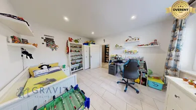 Na predaj 4-izbový dom, 120 m², Ružindol, Slnečná