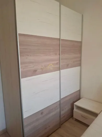 Na prenájom 2-izbový byt, 50 m², Bratislava-Staré Mesto, Dunajská