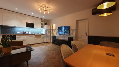 Na prenájom 2-izbový byt, 54 m², Bratislava-Nové Mesto, Sibírska