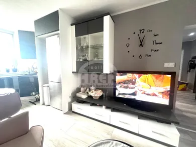 Na predaj 3-izbový byt, 72 m², Strážske, -