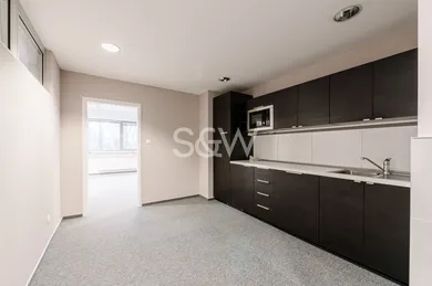 Na prenájom komerčné, Bratislava-Ružinov, Astrová