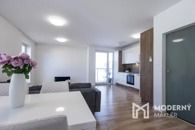 Na prenájom 3-izbový byt, 80 m², Šamorín, Kráľovianky