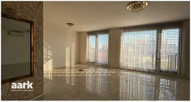 Na predaj 3-izbový byt, 132 m², Bratislava-Ružinov, Budovateľská