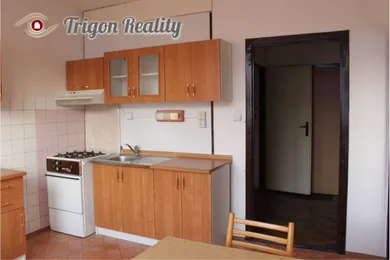 Na prenájom 1-izbový byt, 35 m², Komárno