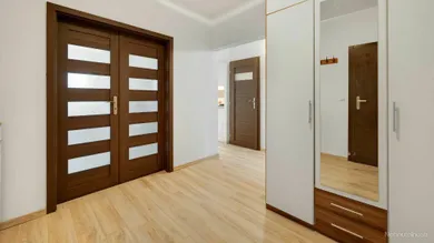 Kiadó lakások, 3-szobás, Bratislava-Petržalka · €870
