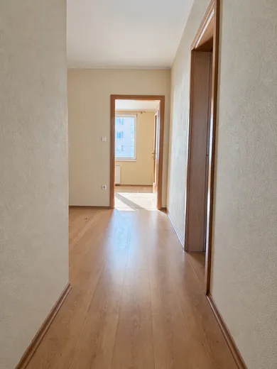 Mieszkania na sprzedaż, 2-pokojowe, Levice · €97 900