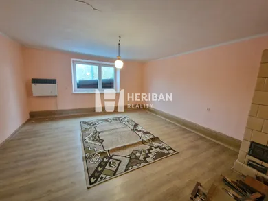 Na predaj 3-izbový dom, 300 m², Spišské Vlachy, Kostolná