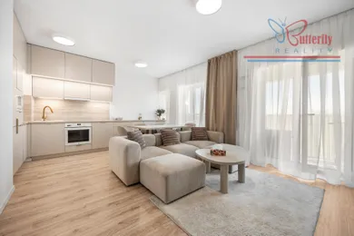 Mieszkania na wynajem, 3-pokojowe, Bratislava-Petržalka · €950