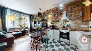 Na predaj 2-izbový byt, 47 m², Bratislava-Staré Mesto, Šoltésovej