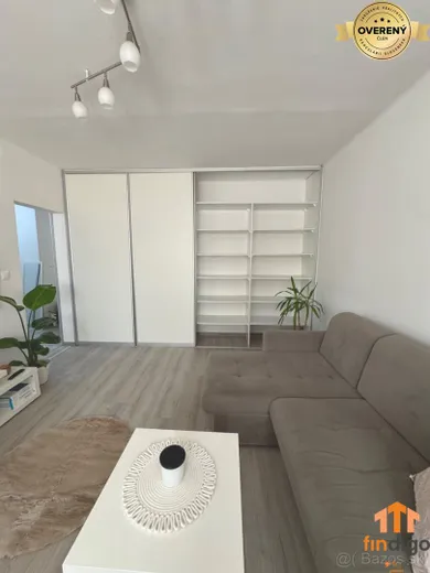 Na prenájom 3-izbový byt, 42 m², Nitra, Schurmannova