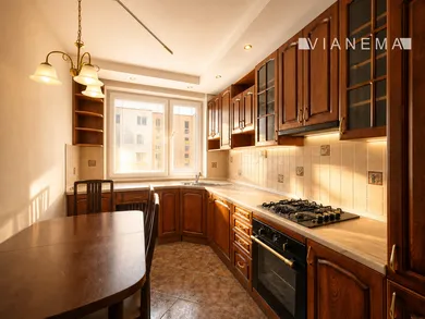 Byty na predaj 5-izbový, Nové Mesto nad Váhom · €189 900