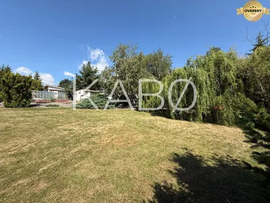 Na predaj pozemok, 250 m², Čaradice
